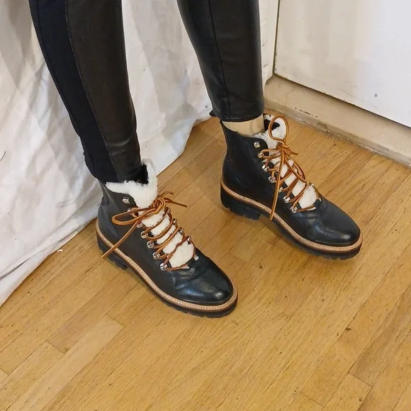 Stunning Marc Fisher Black Leather And 100% Shearling Booties - Picture 14 of 16